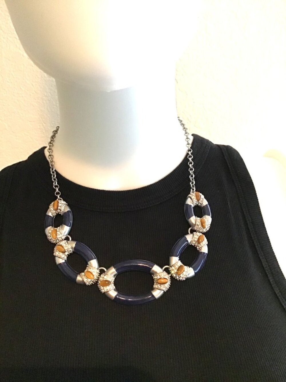 BEAUTIFUL WOMEN STATEMENT SILVER/BLUUE NECKLACE